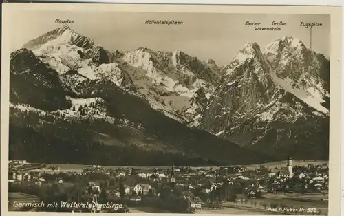 Garmisch v. 1965 Stadt mit Wettersteingebirge (AK1447) 