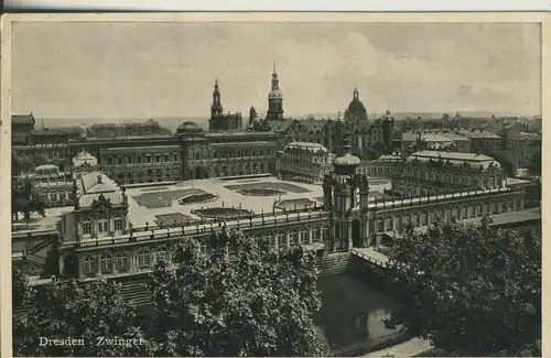 Dresden v. 1940 Der Zwinger (AK1548) 