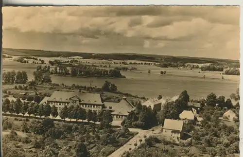 Sternberg v. 1958 Blick auf die Mittelschule und See (AK1585)