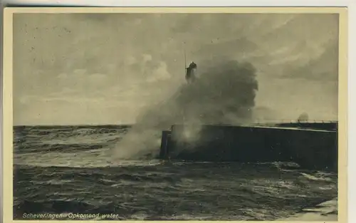 Scheveningen v. 1944 Opkomend Water (AK1913)