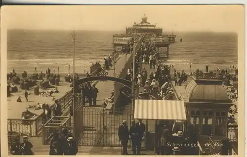 Scheveningen v. 1932 Wandelhoofd (AK1984)