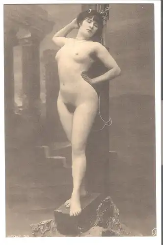 Junge Frau nackt stehend vor Säule v. 1912 (EA08)