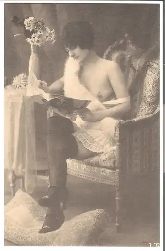 Junge Frau in erotischer Pose v. 1912 (EA43)