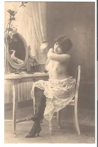Junge Frau in erotischer Pose v. 1912 (EA44)