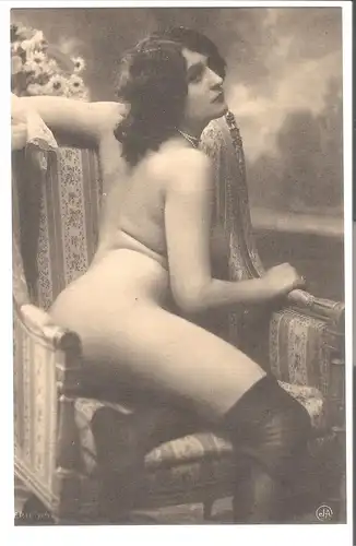 Junge Frau in erotischer Pose v. 1912 (EA47)