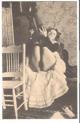 Junge Frau in erotischer Pose v. 1912 (EA28)