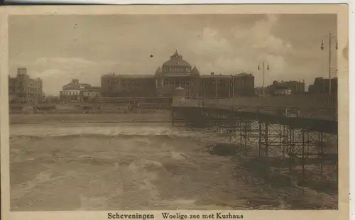 Scheveningen v. 1955 Woelige zee met Kurhaus (AK2089) 