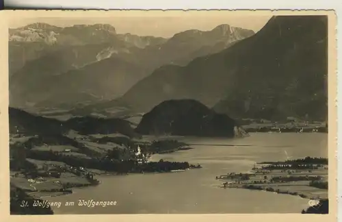 St. Wolfgang v. 1953 Dorfansicht mit See (AK2387) 
