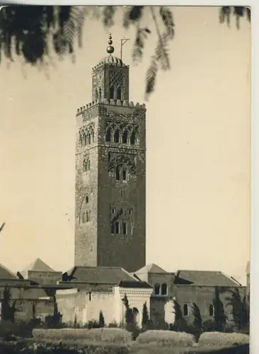 Marrakech v. 1965 La Koutoubia (AK2880)