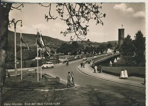 Hann.-Münden v. 1958 Blick auf die Fuldabrücke und Tilly Turm (AK2972)