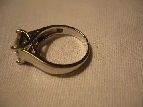 Silber-Ring mit großem Zirkon (696) Preis reduziert
