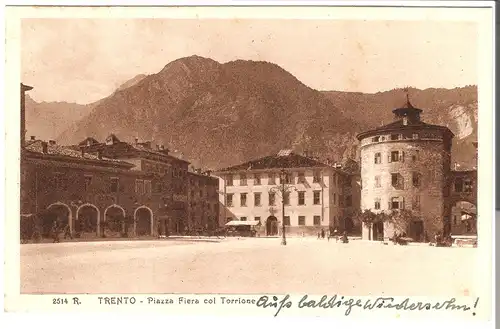 Trento - Piazza Fiera col Torrione v. 1945 (AK3406) 