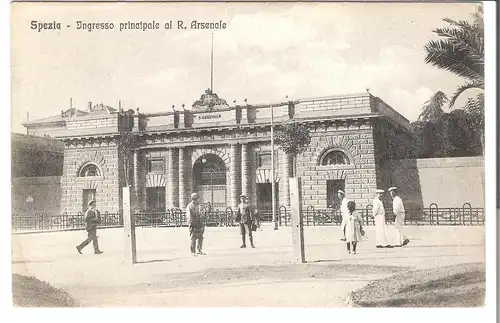 Spezia - Ingresso principale al R. Arsenale v. 1916 (AK3463) 