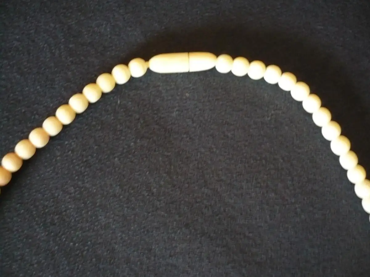 Jugendstil Elfenbeinkette, Perlen, im größenverlauf gearbeitet (763) 2
