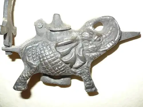 Bronze Öllampe in Elefanten-Form indisch ca. 1900 (791) Preis reduziert