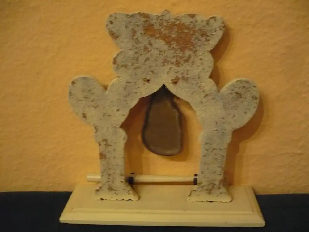 Tischgong - Bronze/Messing auf Holzgestell und Holzkloppel - ca. 19.Jhd (811) Preis reduziert 3