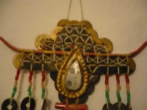 Wandbehang mit Münzen und Spiegel, Tibet (853) Preis reduziert