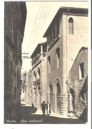 Orvieto - Case medioevali v. 1941 (3920)