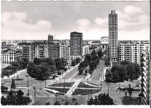 Milano - Piazzale della Republica v. 1952 (AK3950)