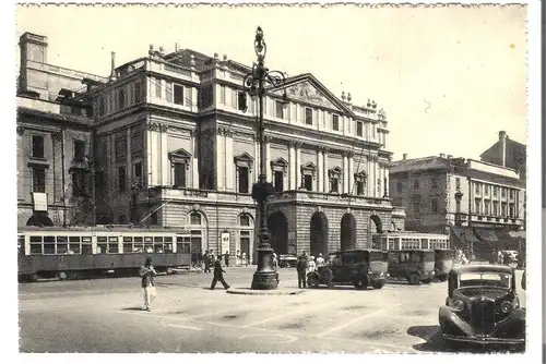 Milano - Piazza e Teatro alla Scala v. 1939 (AK3955)