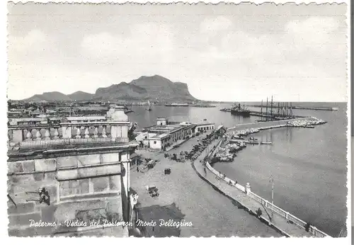 Palermo - Veduta del Porto con Monte Pellegrimo v. 1952 (AK3964)