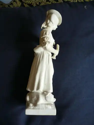 Porzellan-Figur - Dame mit Hund - Zepter-Marke (KPM) (861)