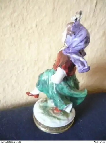 Porzellanfigur - Schönes tanzendes Mädchen - Älteste Volkstedt Porzellanmanufaktur (874) Preis reduziert