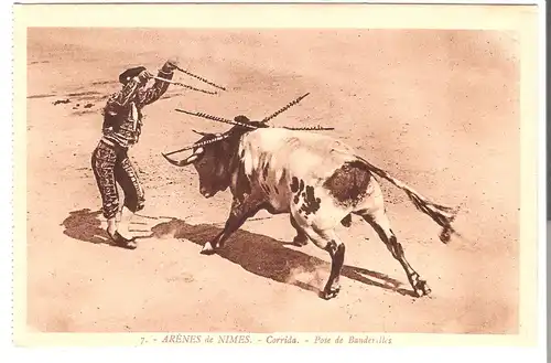 Arènes de Nimes - Corrida - Pose de Banderilles v.1926 (AK4859)