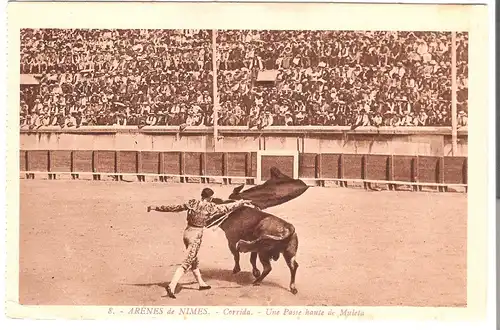 Arènes de Nimes - Corrida - Une Passe haute de Muleta v.1926 (AK4860)
