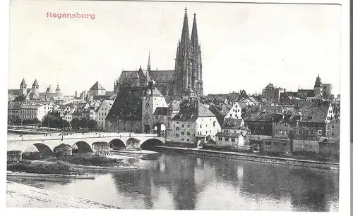 Regensburg - Teilansicht mit Fluss  v.1935 (AK5091)