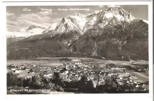 Mittenwald mit Karwendelgebirge - Totalansicht v. 1936  (AK45544 )