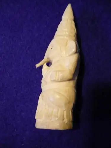 Elfenbein-Figur - Elefanten-Gott mit Krone und Zepter - Indien - 19.Jhrd (928) Preisreduziert