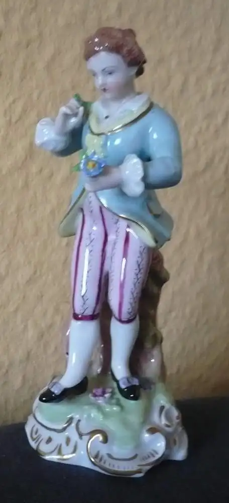 Porzellanfigur - Blumenkavalier - Dresden - älter  (937) Preis reduziert 2