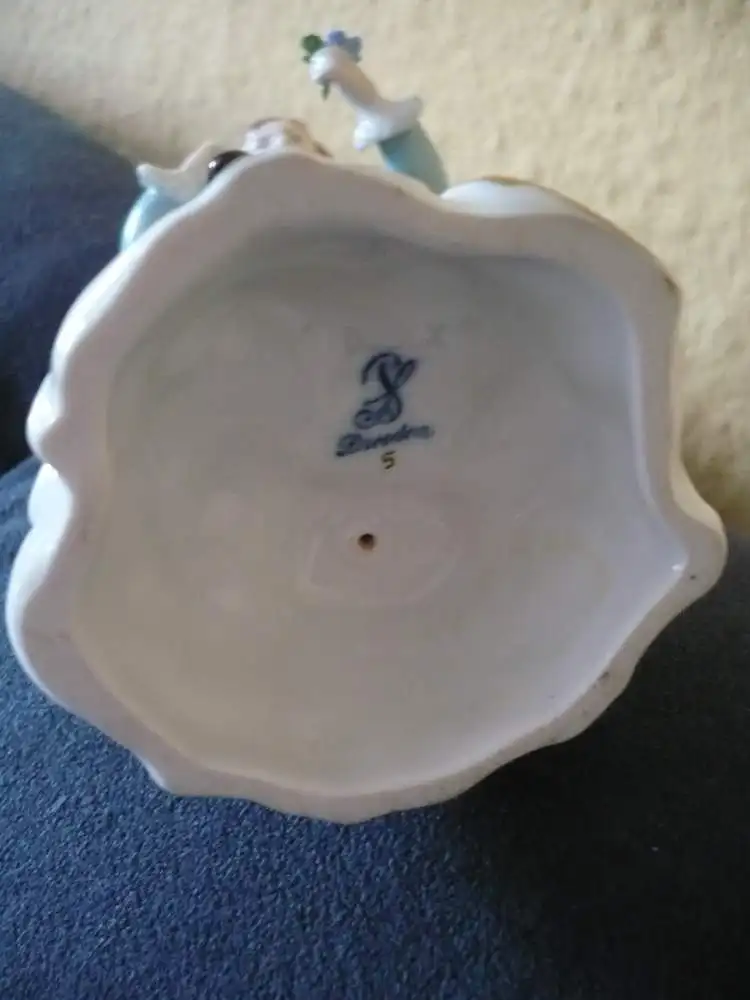 Porzellanfigur - Blumenkavalier - Dresden - älter  (937) Preis reduziert 6