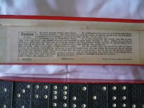 Domino in org. Karton - älter  (943) Preis reduziert