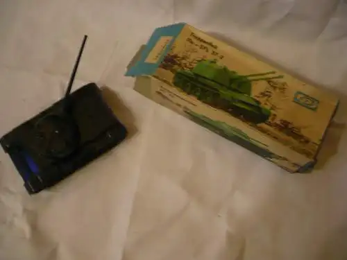 Spielzeug - Schwimmpanzer - Modell PT 76 in org. Karton  (954) Preis reduziert