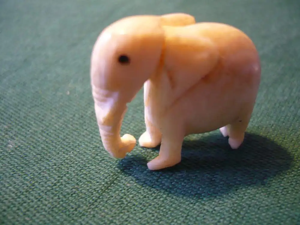 Bein-Schnitzerein - 3 Elefanten - älter (964) Preis reduziert 4