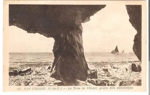 CAP FRÉHEL - Le Trou de l'Enfer, grotte très pittoresque von 1928  (AK5561)