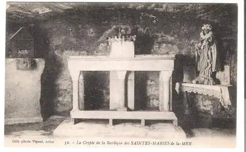 La Crypte de la Basilique des Saint Maries de la Mer  von 1922 (AK5651)