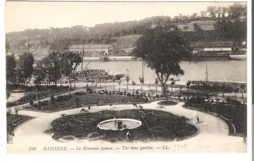 Bayonne - Le Nouveau square  von 1900  (AK5685)