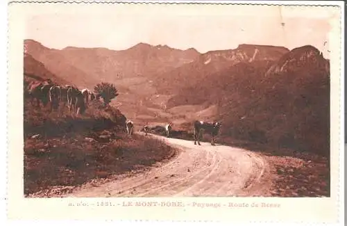 Le Mont Dore - Paysage - Route de Besse von 1932  (AK5702)