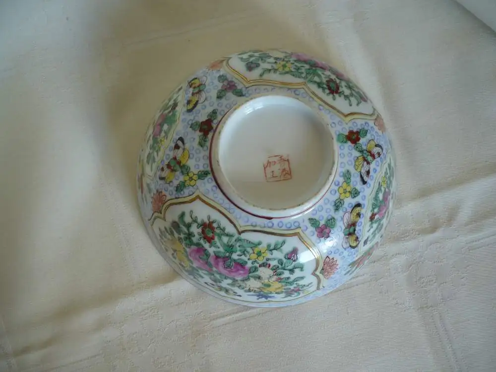 Chinesische Schale mit aufwendigem Dekor (998) Preis reduziert 1