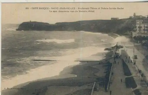 SAINT-JEAN-de-LUZ - Boulevard Thiers et Pointe Sainte Barbe - La mer démontée vue du Modern Hôtel - von 1910   (AK59139)