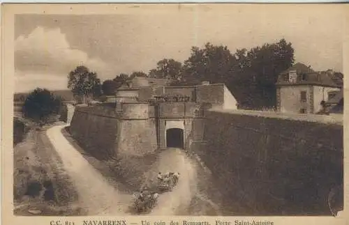 NAVARRENX - Un Coin ds Remparts - Porte Saint-Antoine  - von 1925   (AK59148)