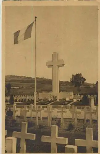 VERDUN - Friedhof der 7 unbekannten Soldaten (4.876 Gräber) - von 1925 (AK59160)