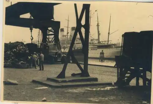 Foto-Serie - Hamburger Hafen - Bildgröße 9,4cm x 6,4cm - von 1938 (59275-59277)