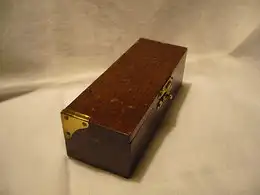 Nadelbehälter aus Bein in Holzschatulle - um 1900 (1035) Preis reduziert 5