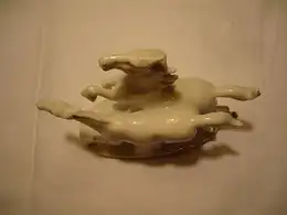 Porzellan - Pferde-Gruppe - Weißporzellan mit Goldbemalung (1037) Preis reduziert 3