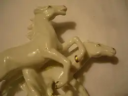 Porzellan - Pferde-Gruppe - Weißporzellan mit Goldbemalung (1037) Preis reduziert 6