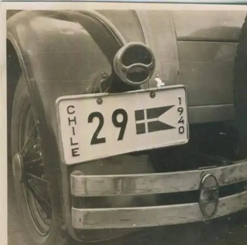 Chile Bilder-Serie Autokennzeichen und Markttreiben Bildgröße  5,4cm x 5,4cm von 1940 (59368-72)